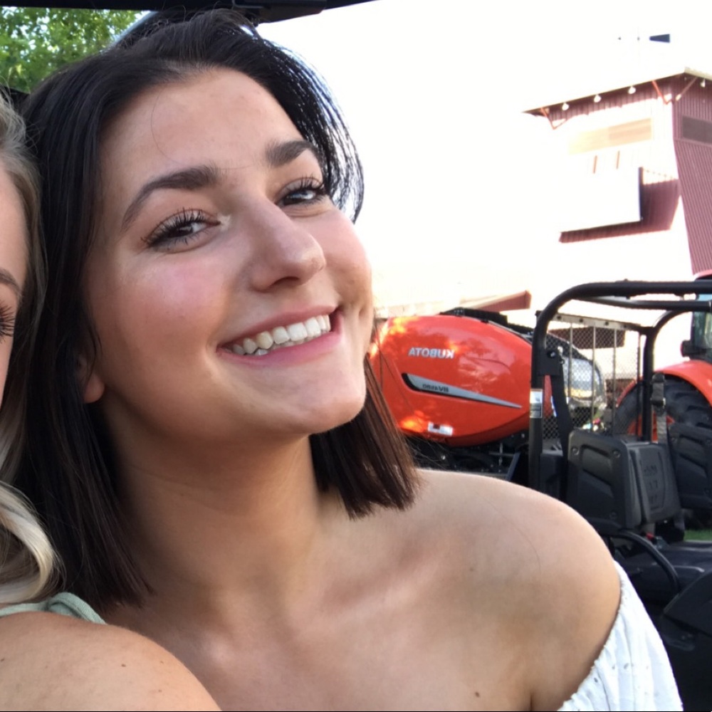 Meet your Posher, Gracie